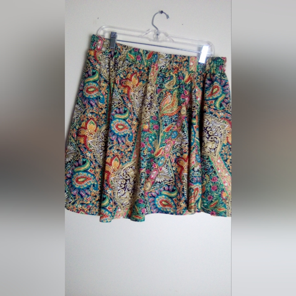 Floral Patterned Skirt SIZE XXL - Picture 6 of 8
